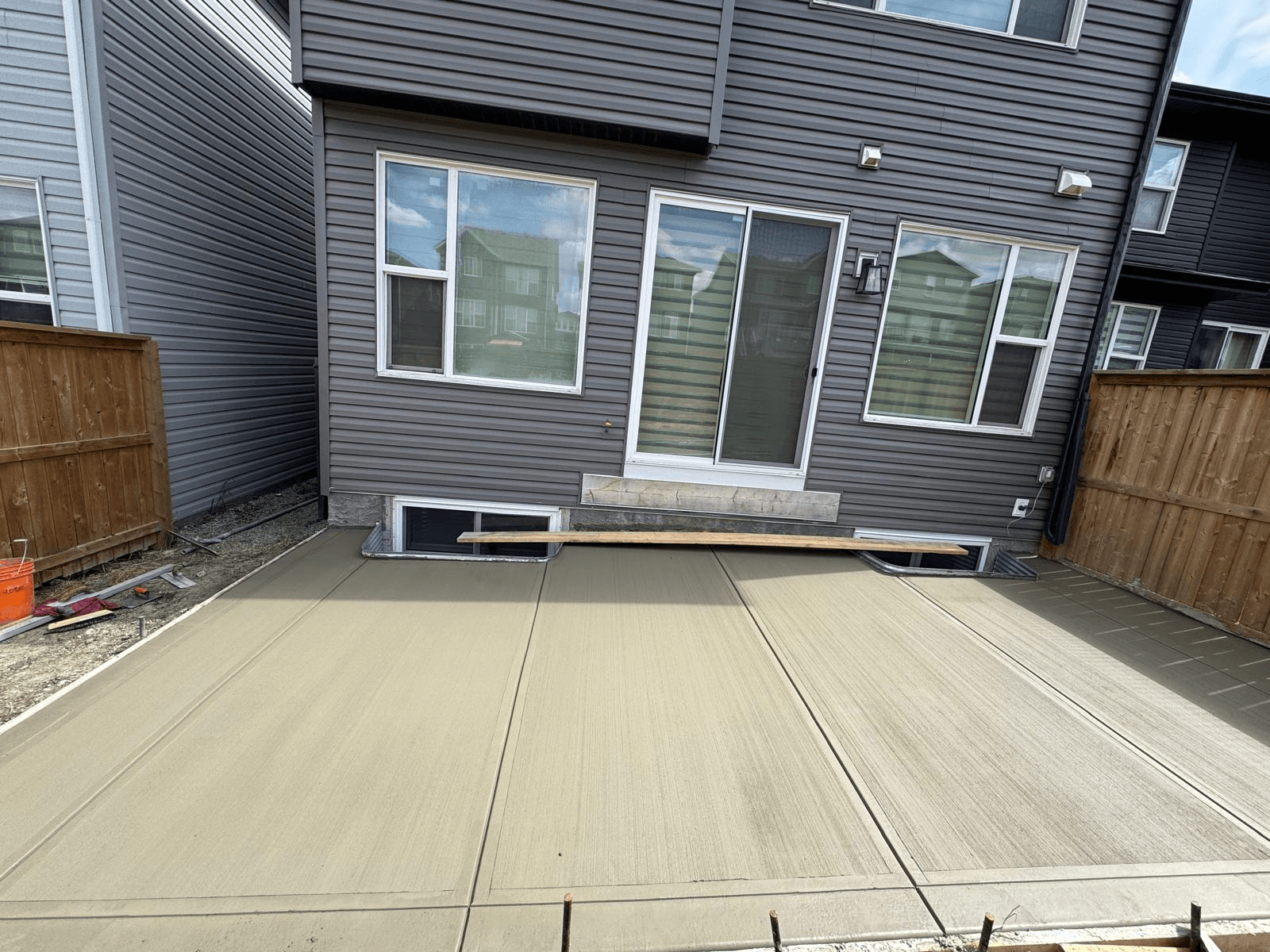 Custom backyard concrete patio Calgary